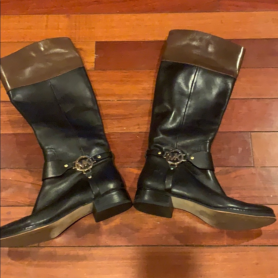 Michael Kors Black And Tan Boots Size 8.5